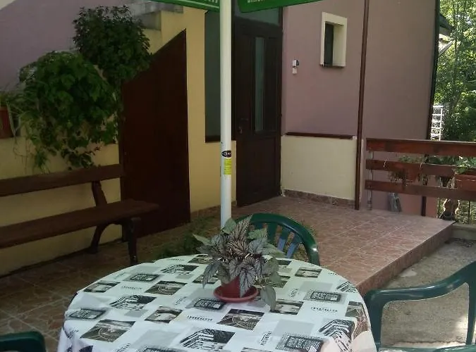 Apartment's Pita & Mare