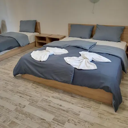 Apartment's Pita & Mare Kiten (Burgas)