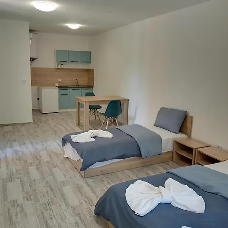 בית הארחה Apartment's Pita & Mare 3*