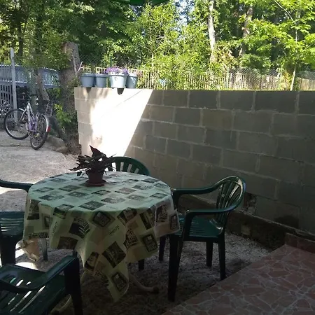 Apartment's Pita & Mare בית הארחה